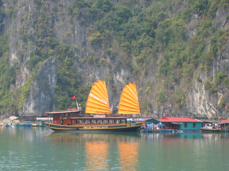 Ha Long_14.jpg