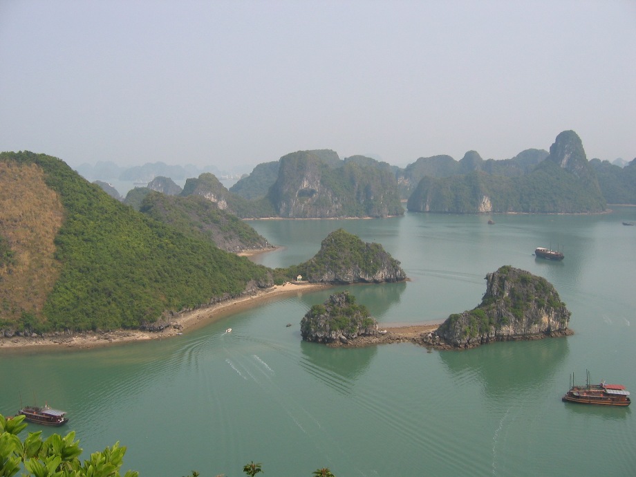 Ha Long_17.jpg